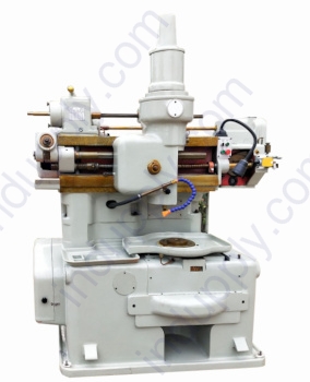 Gear shaping machine